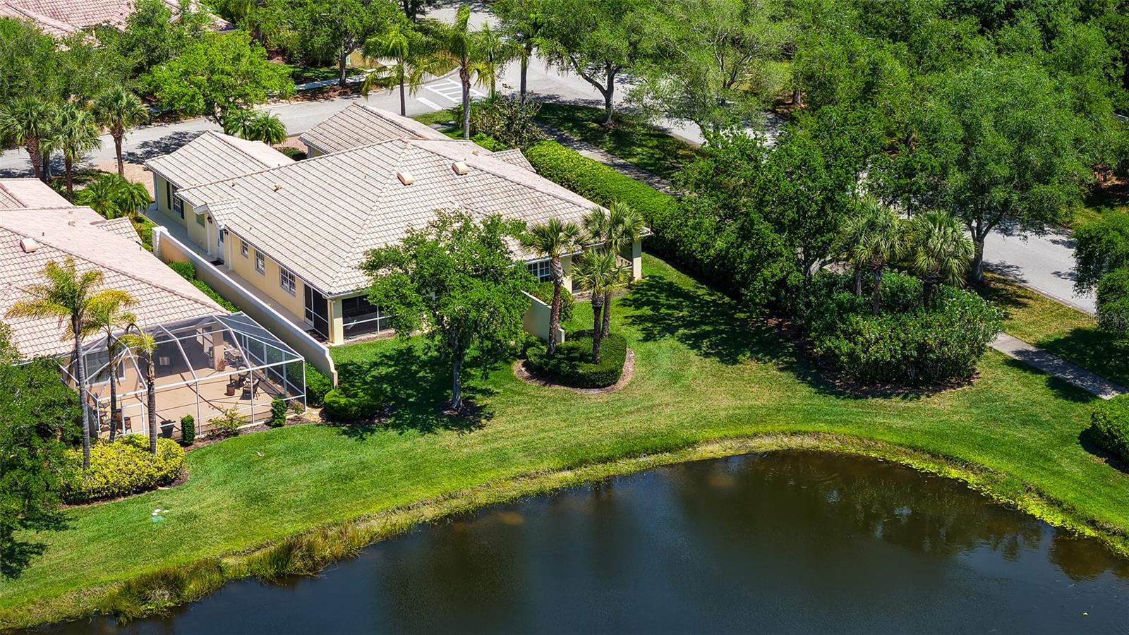 VILLAGEWALK - Residential