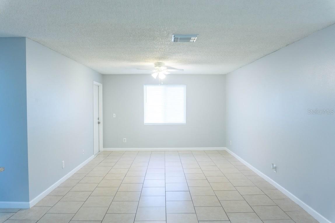 THE HAMPTONS AT BRANDON A CONDO - Residential