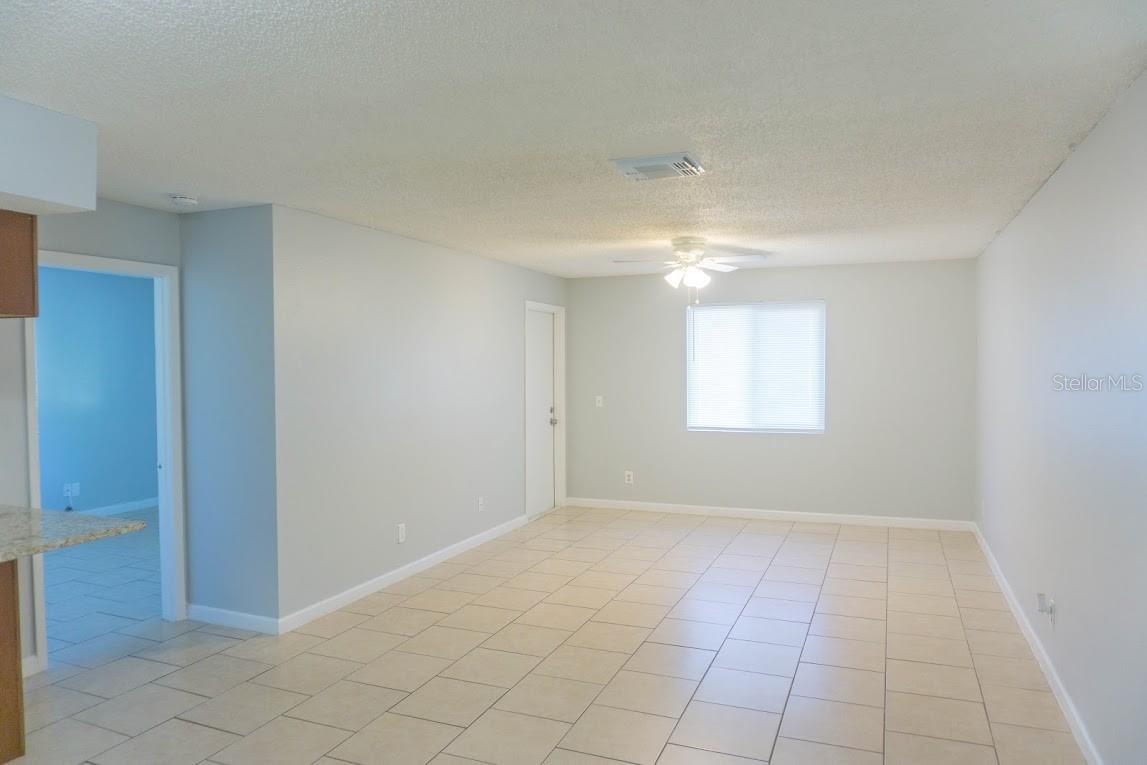 THE HAMPTONS AT BRANDON A CONDO - Residential