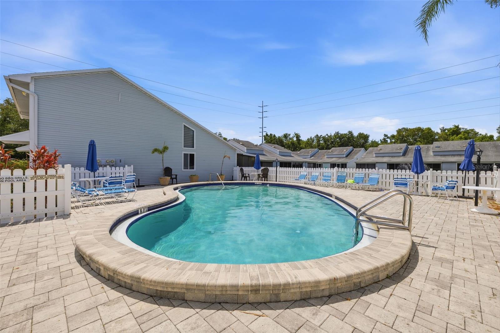 LOCH LOMOND ESTATES CONDO - Residential