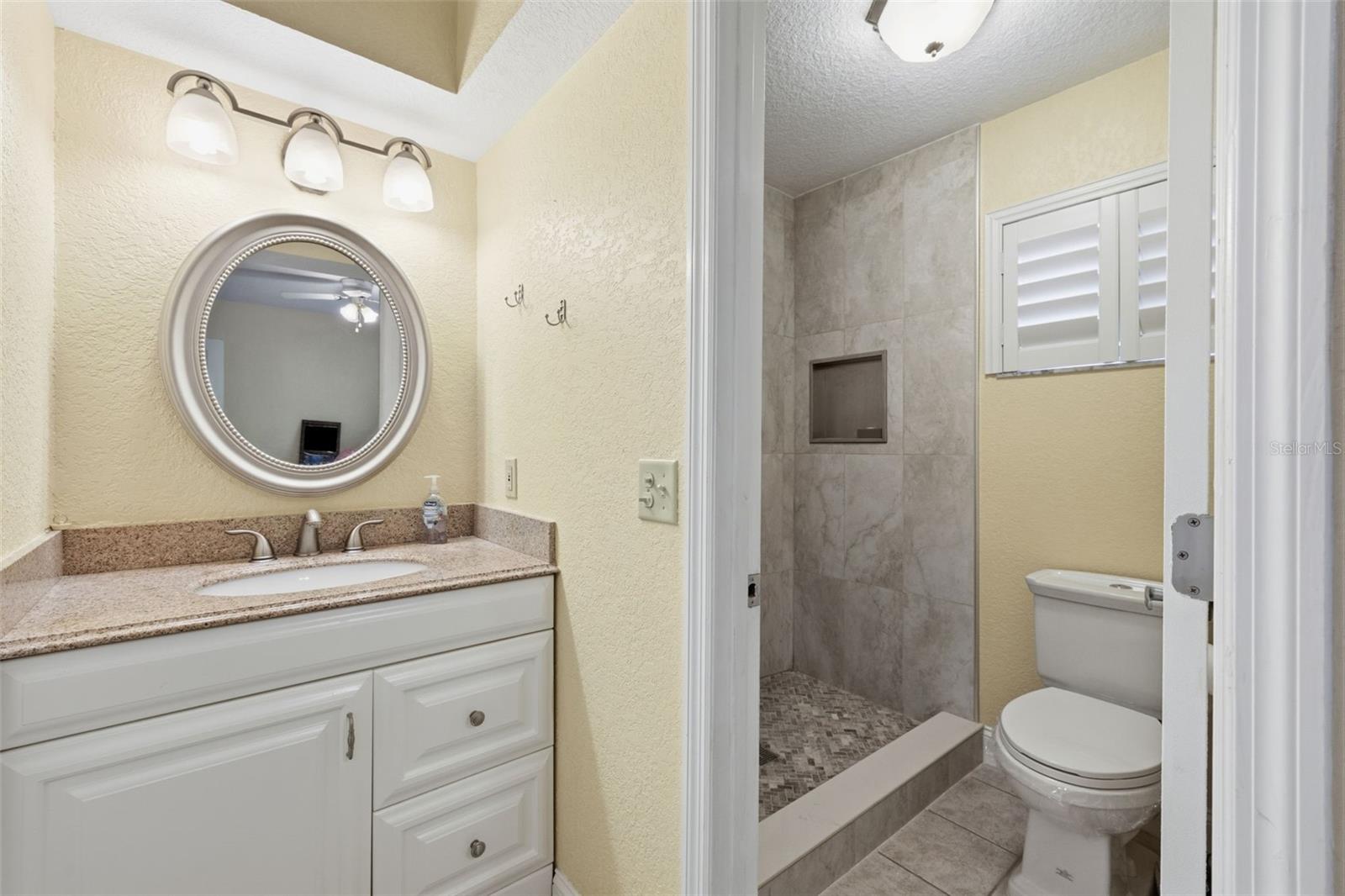 LOCH LOMOND ESTATES CONDO - Residential