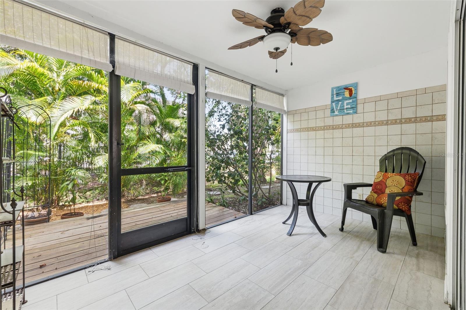 LOCH LOMOND ESTATES CONDO - Residential