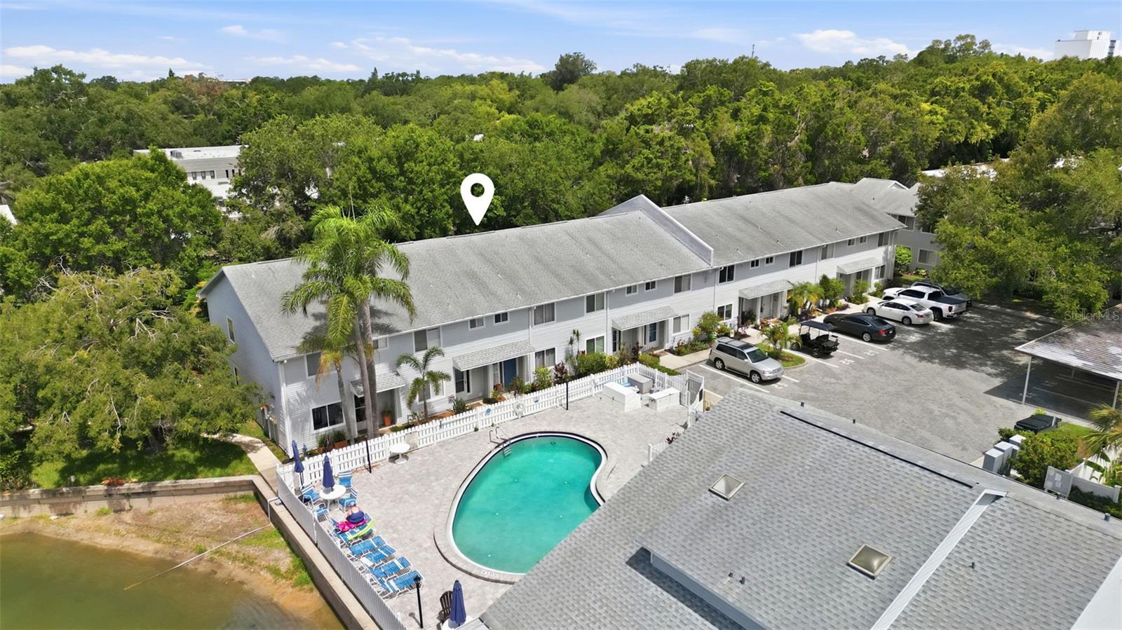 LOCH LOMOND ESTATES CONDO - Residential