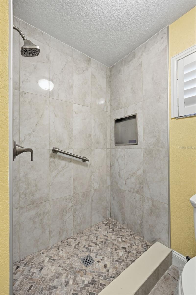 LOCH LOMOND ESTATES CONDO - Residential