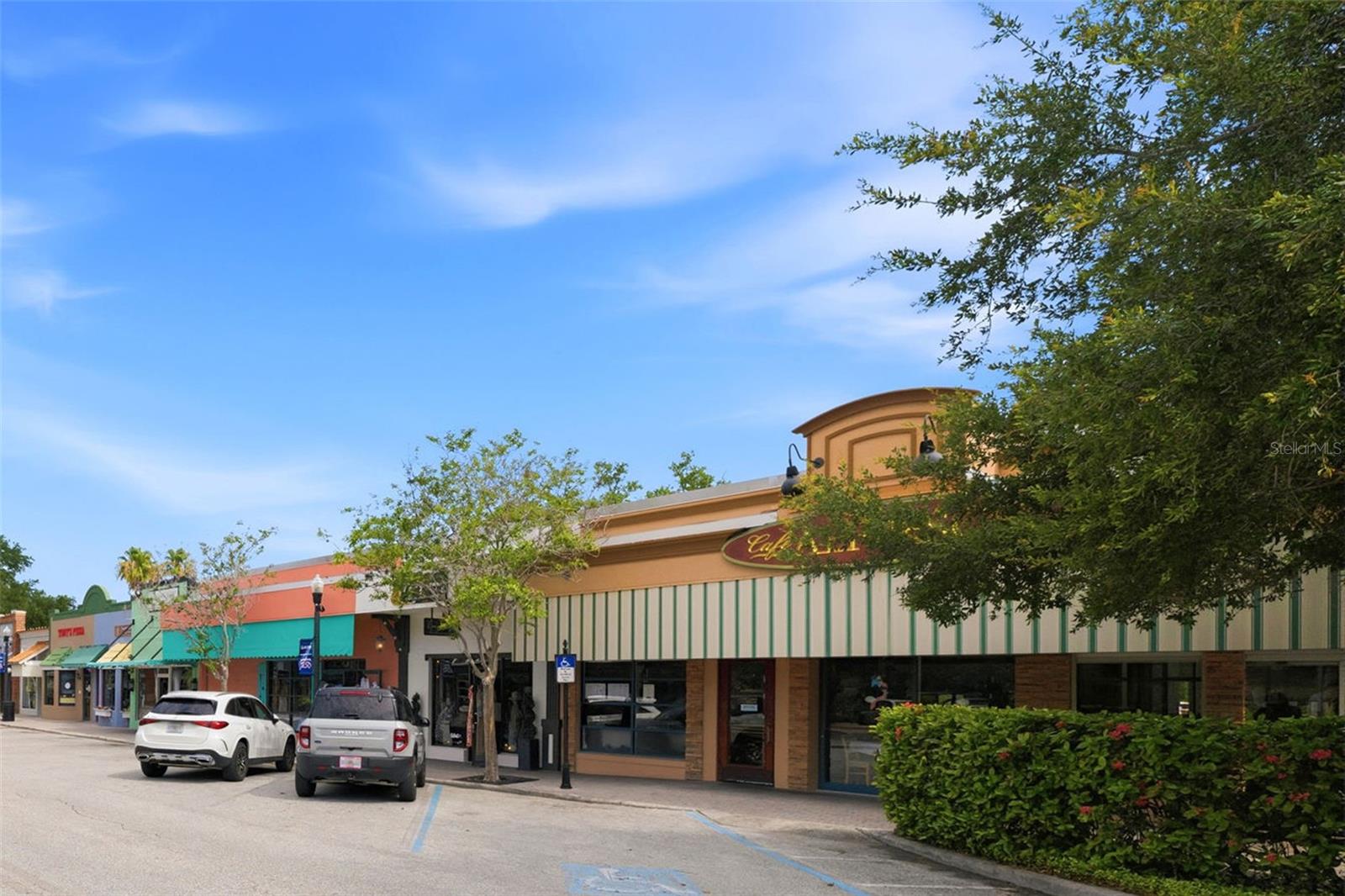 LOCH LOMOND ESTATES CONDO - Residential