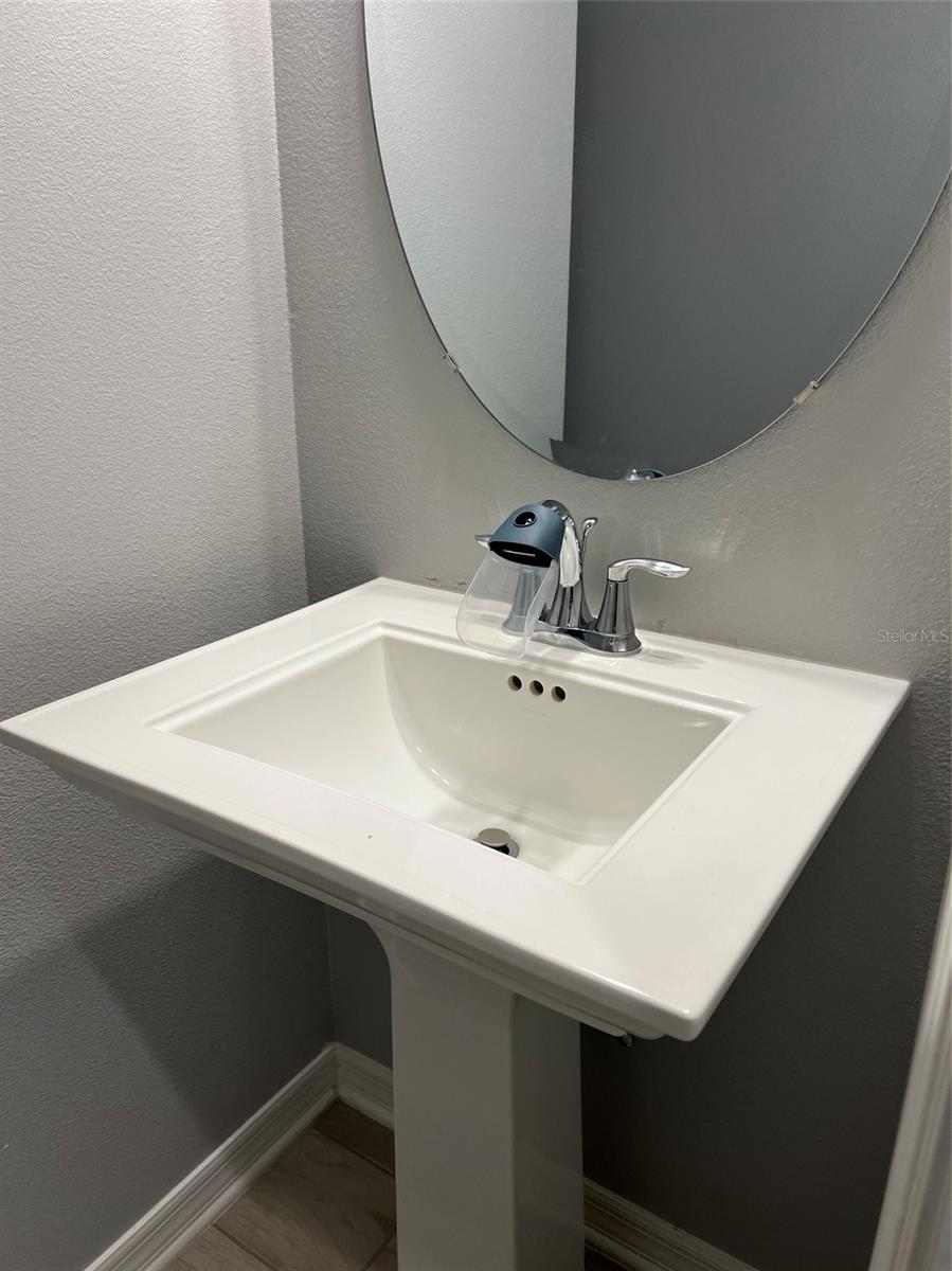 TOWNS AT WHITE CEDAR - Residential Lease