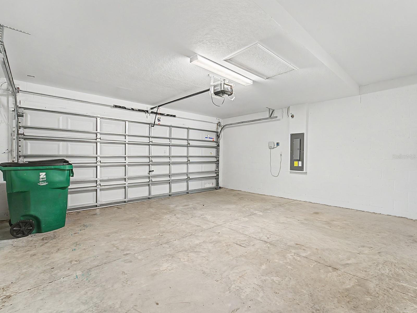 ABBOTT SQUARE PH 1B - Residential