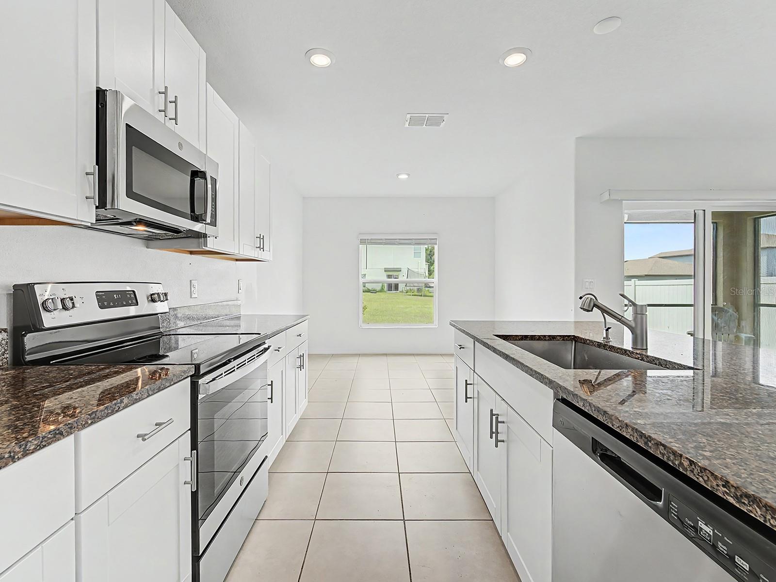 ABBOTT SQUARE PH 1B - Residential