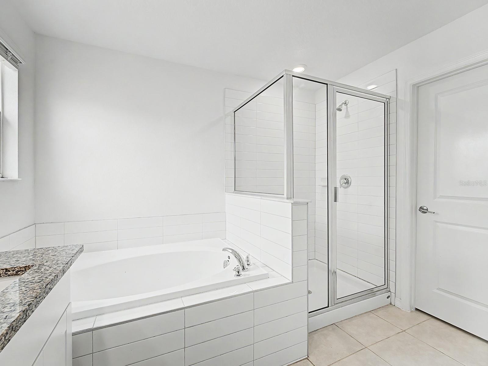 ABBOTT SQUARE PH 1B - Residential