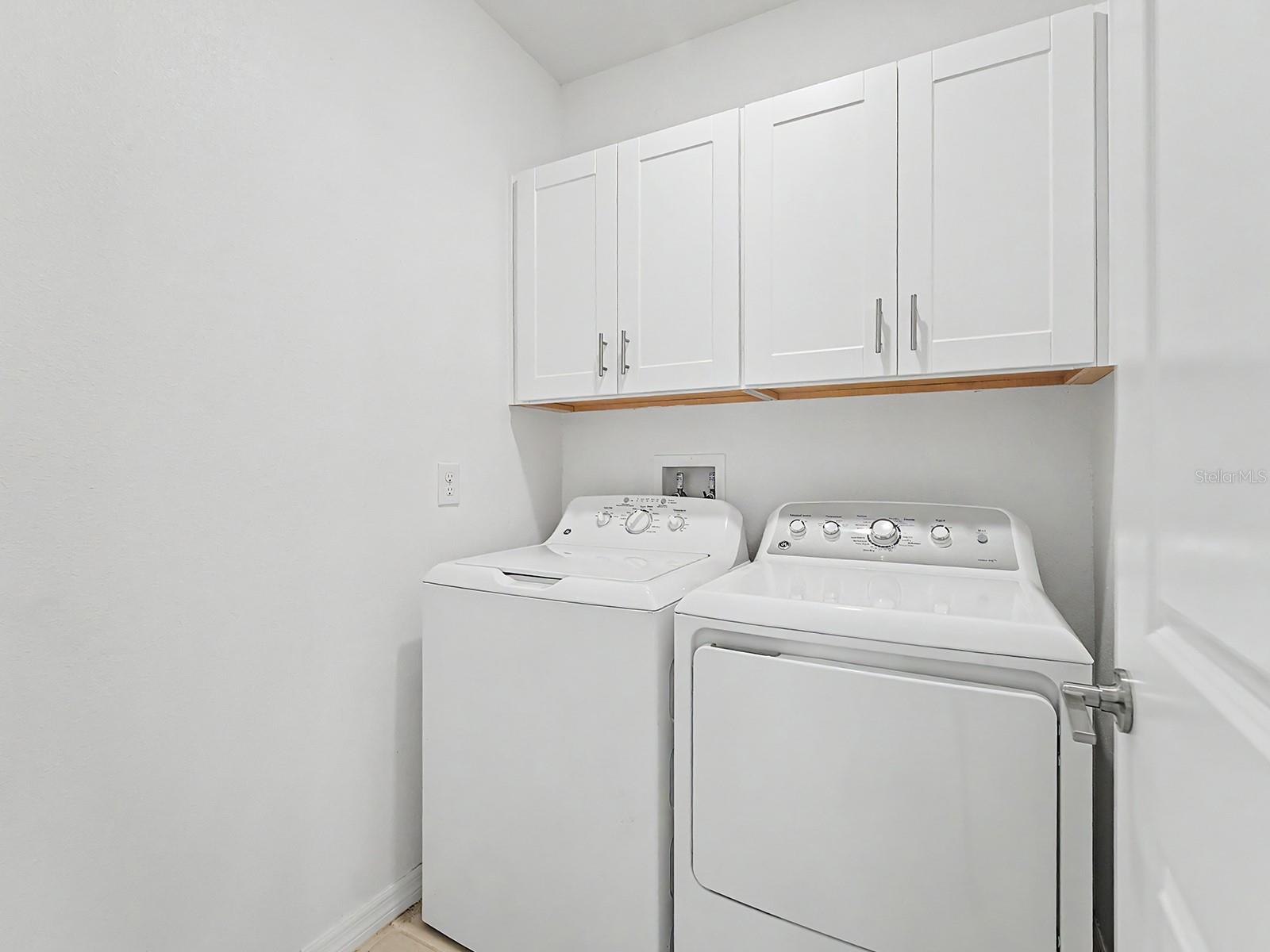 ABBOTT SQUARE PH 1B - Residential
