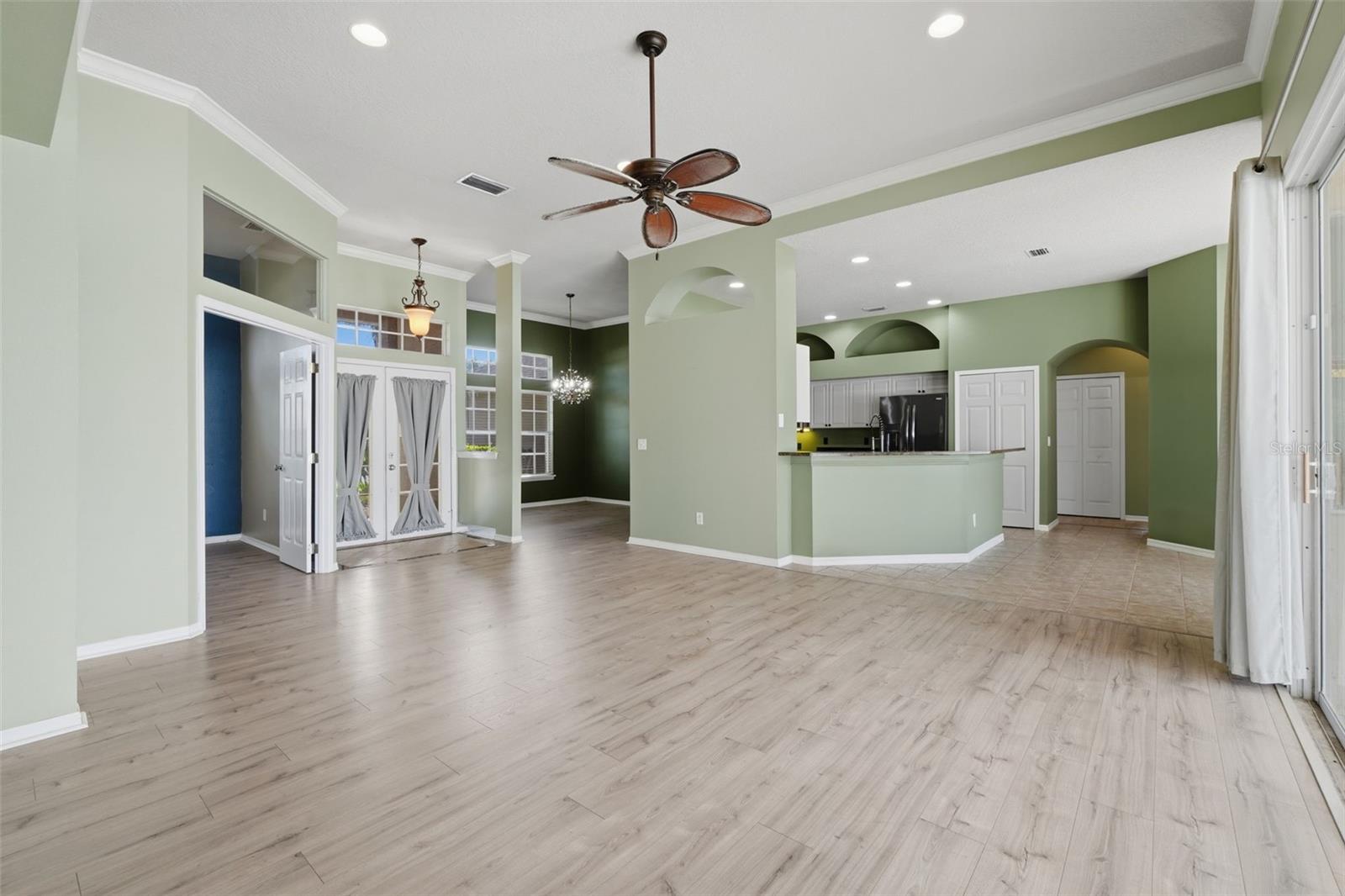DEBARY PLANTATION UNIT 10 - Residential