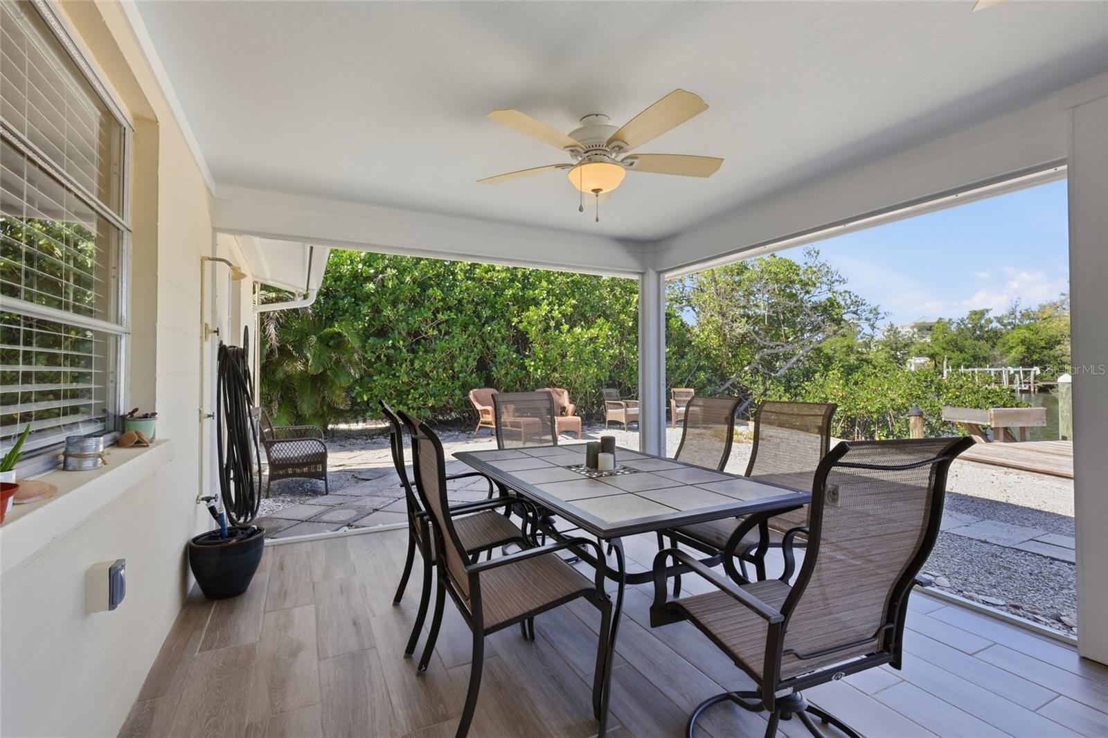 LUANA ISLES - Residential