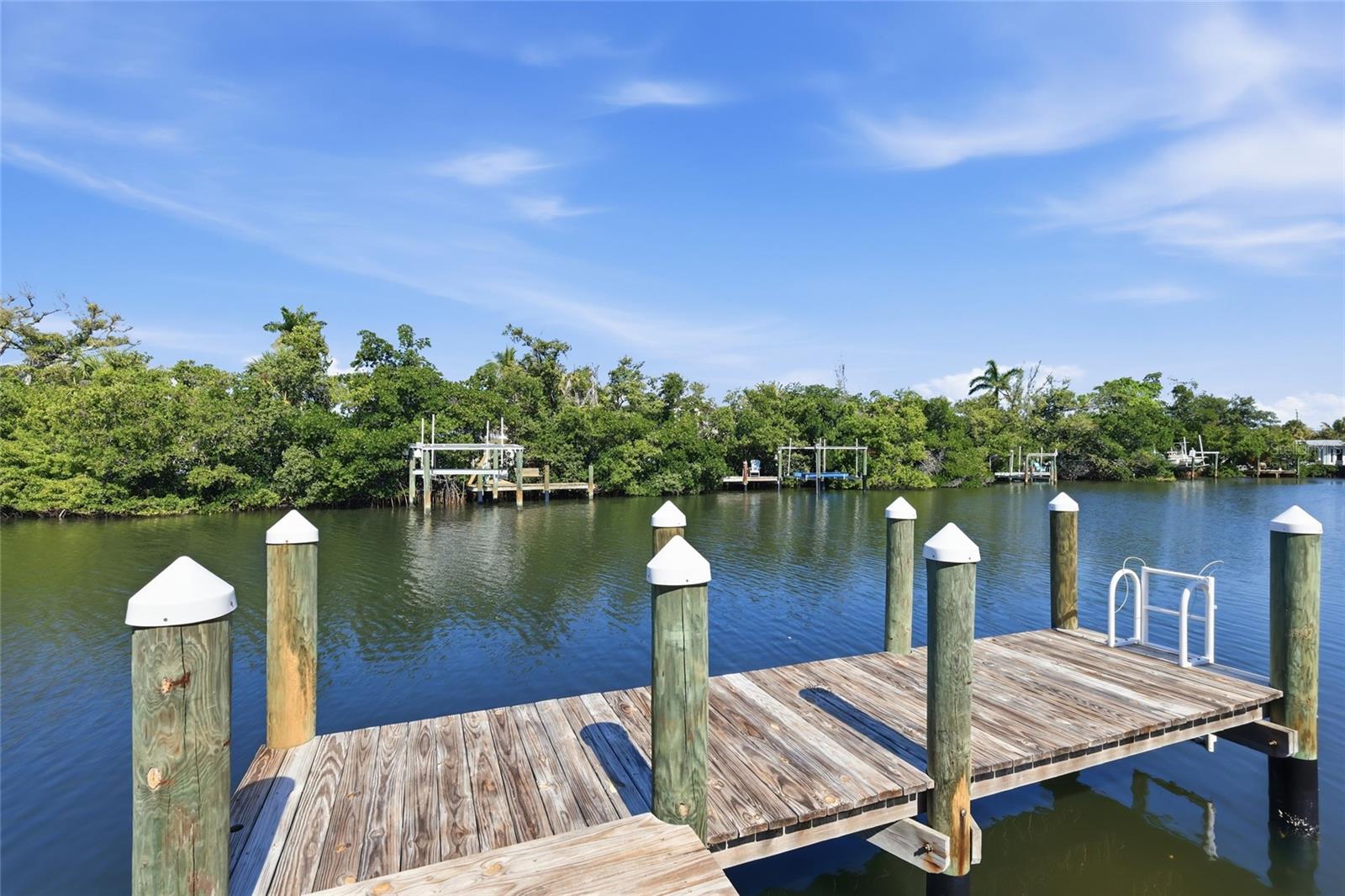 LUANA ISLES - Residential