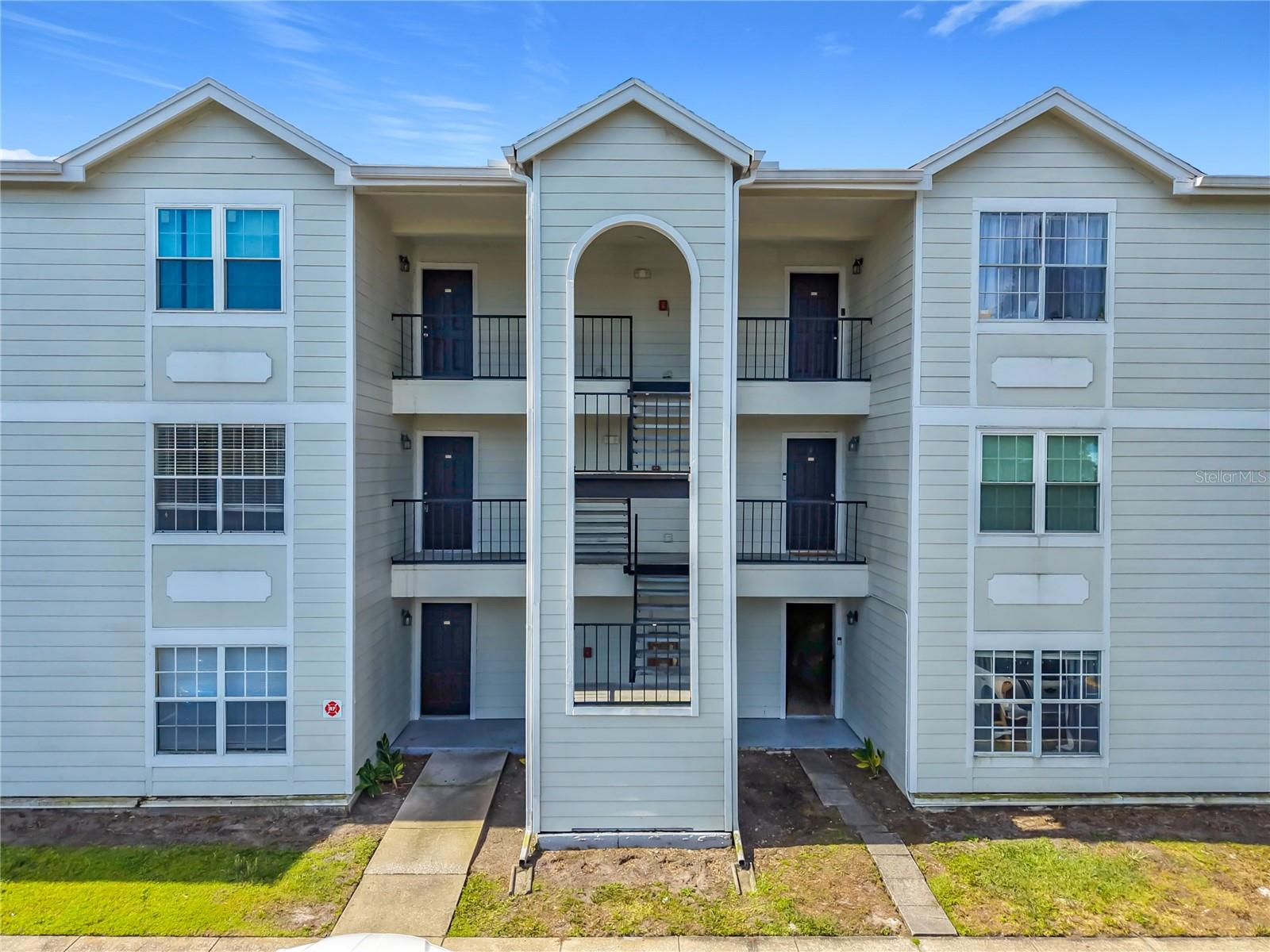 WATERFORD LNDG CONDO - Residential