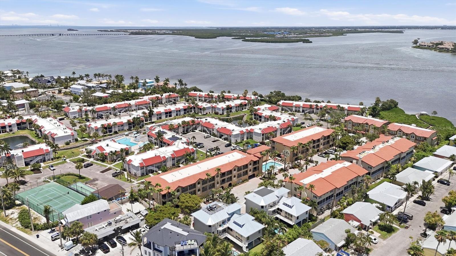 RUNAWAY BAY - Residential