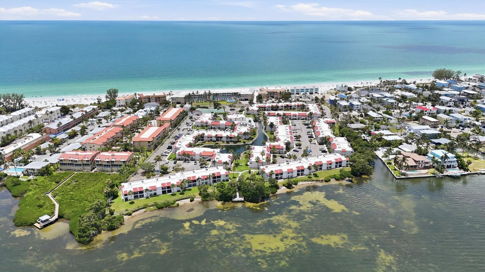 RUNAWAY BAY - Residential