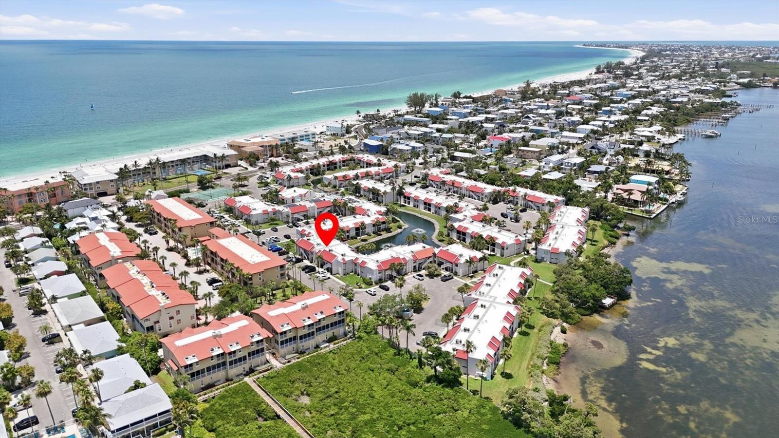 RUNAWAY BAY - Residential