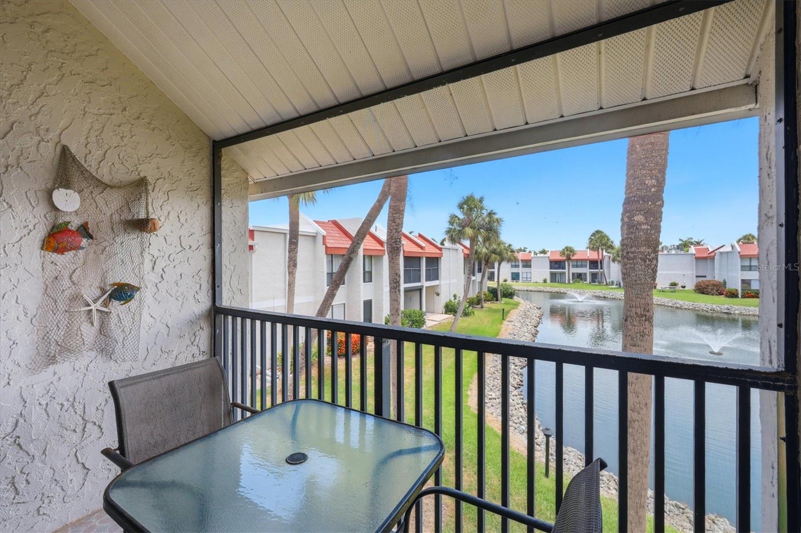 RUNAWAY BAY - Residential