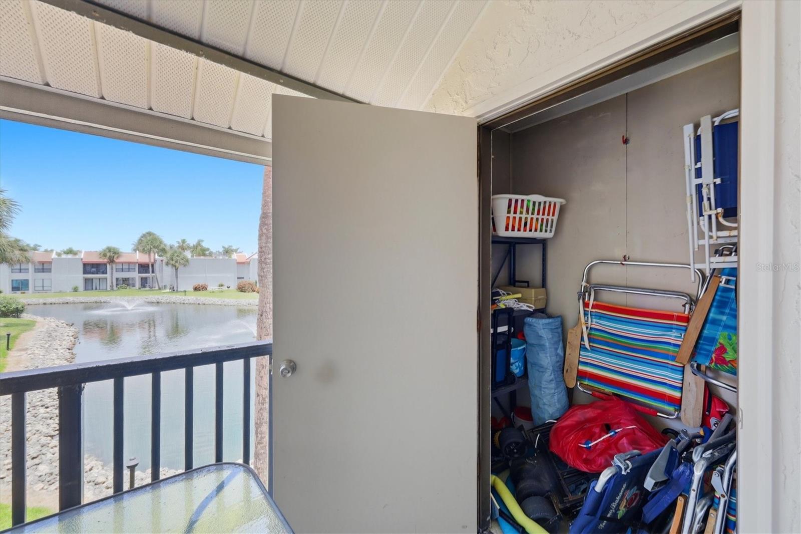RUNAWAY BAY - Residential