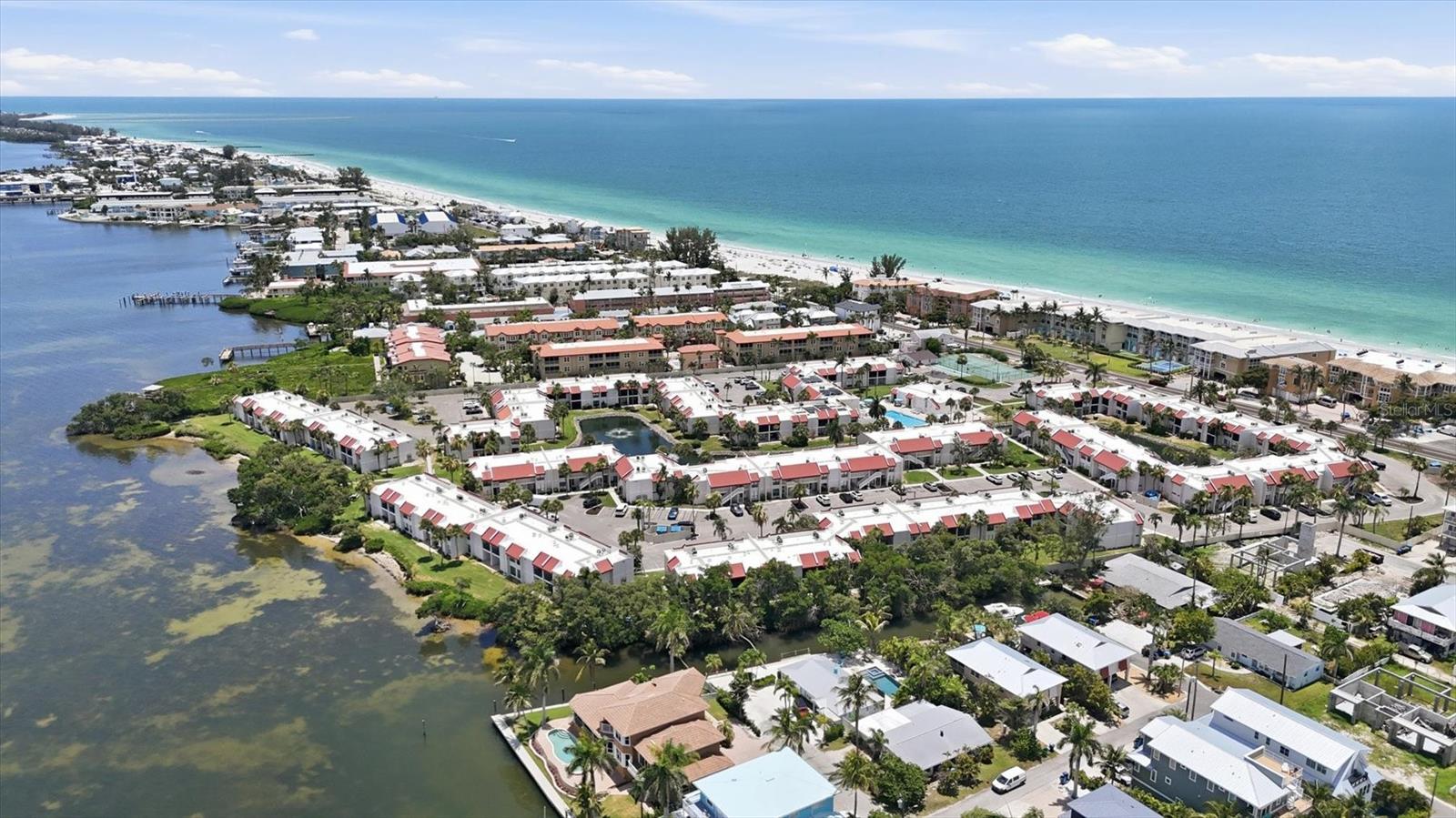 RUNAWAY BAY - Residential
