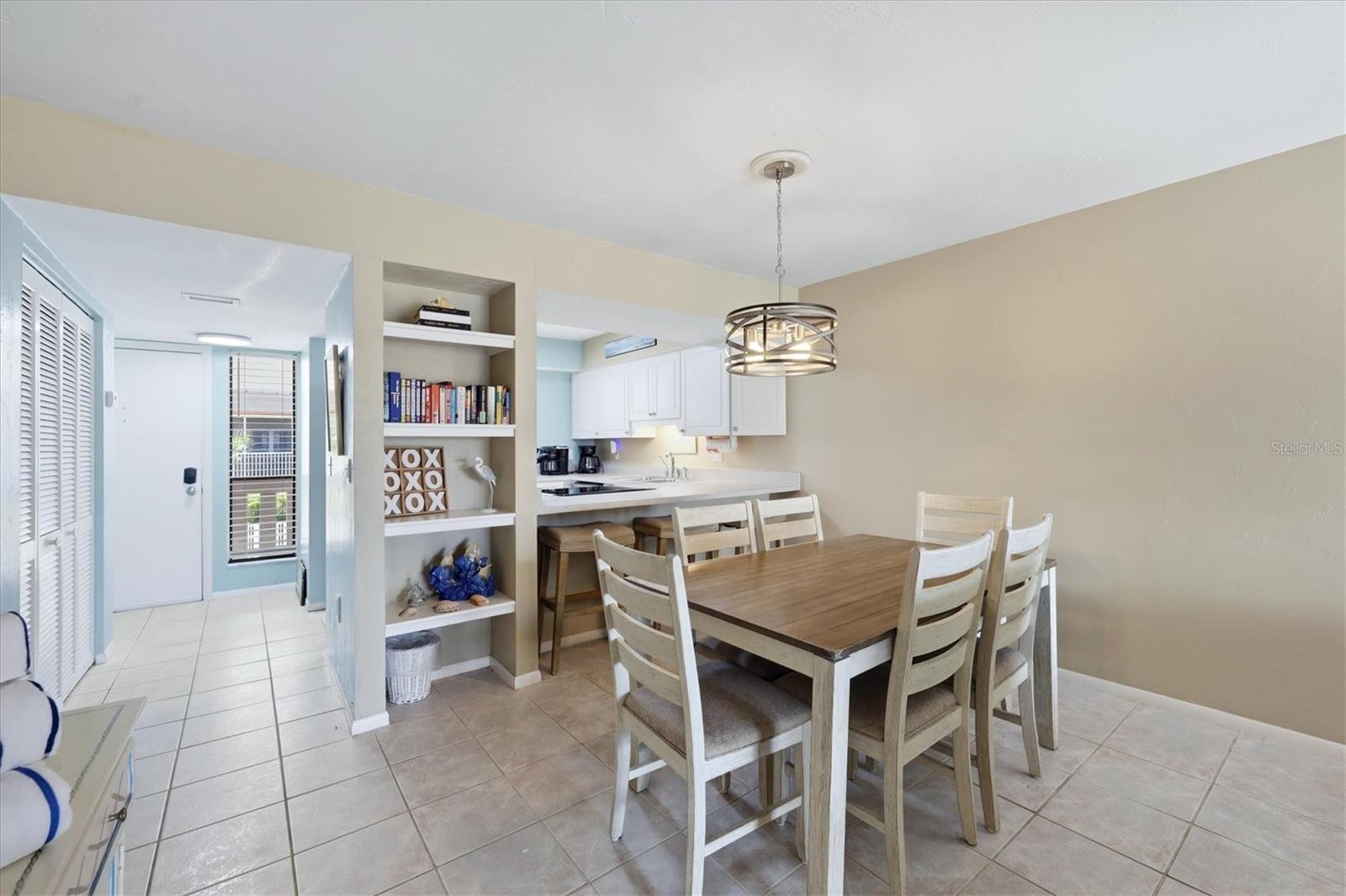 RUNAWAY BAY - Residential