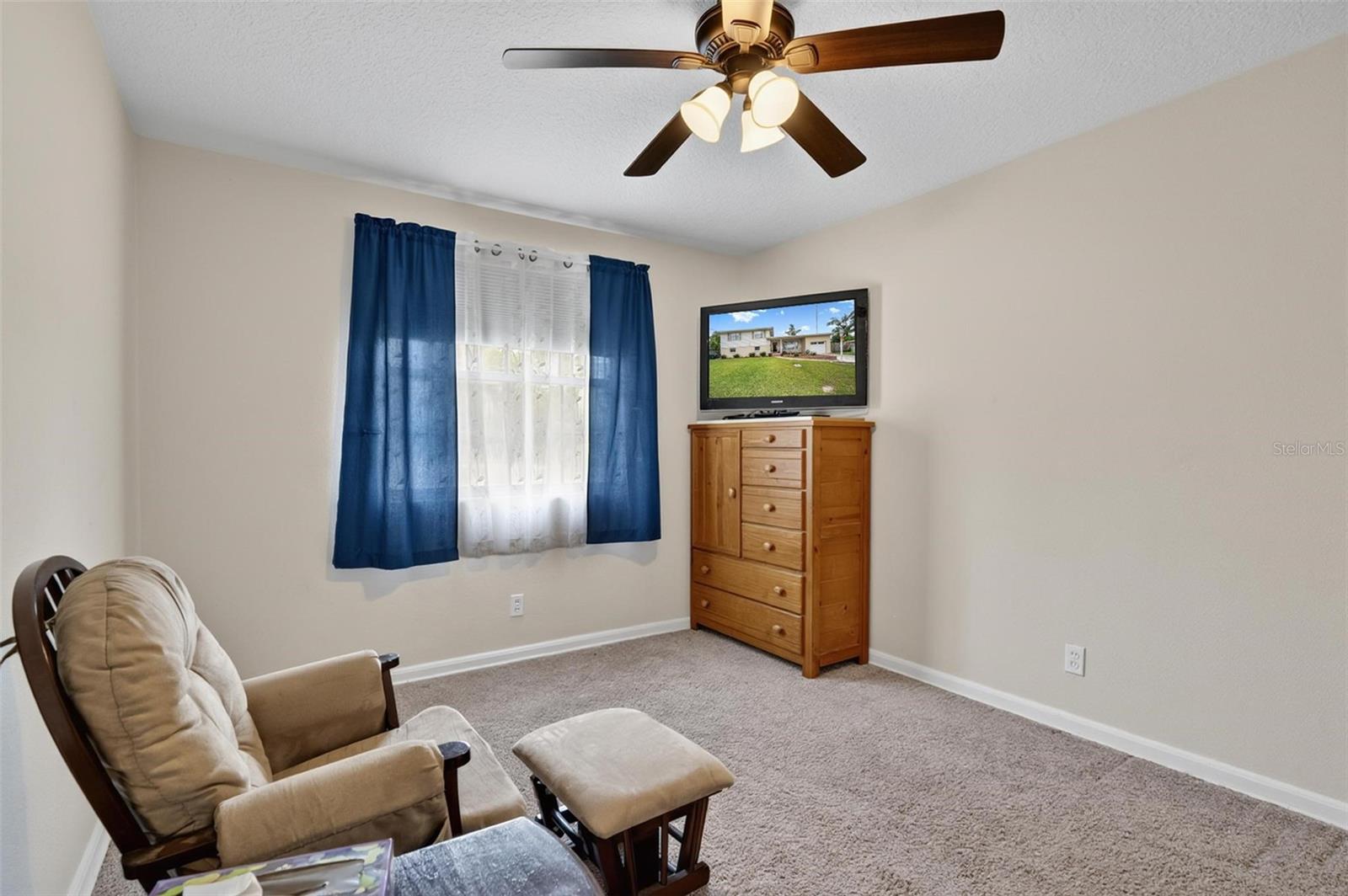KILLARNEY SHORES - Residential