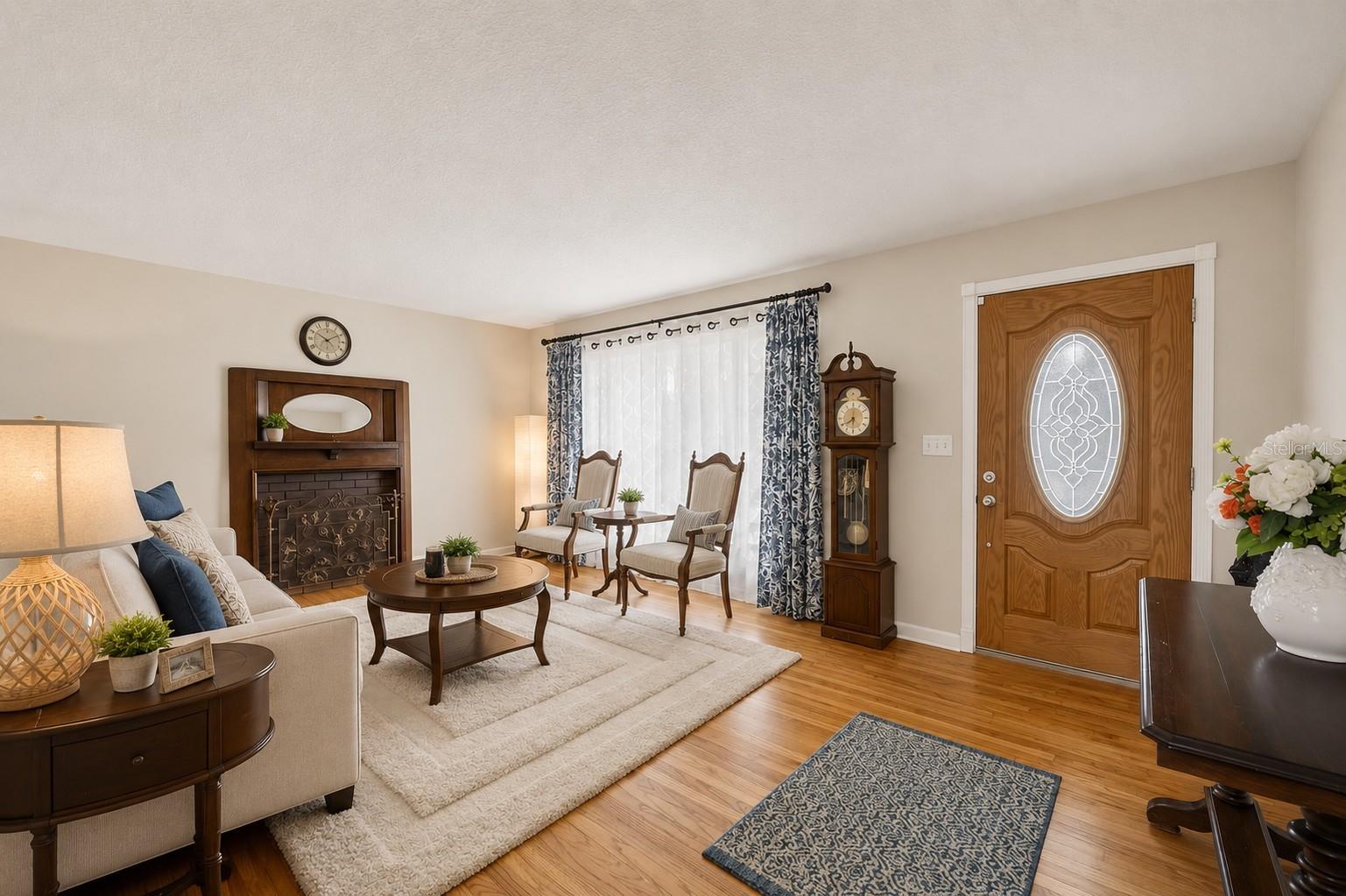 KILLARNEY SHORES - Residential