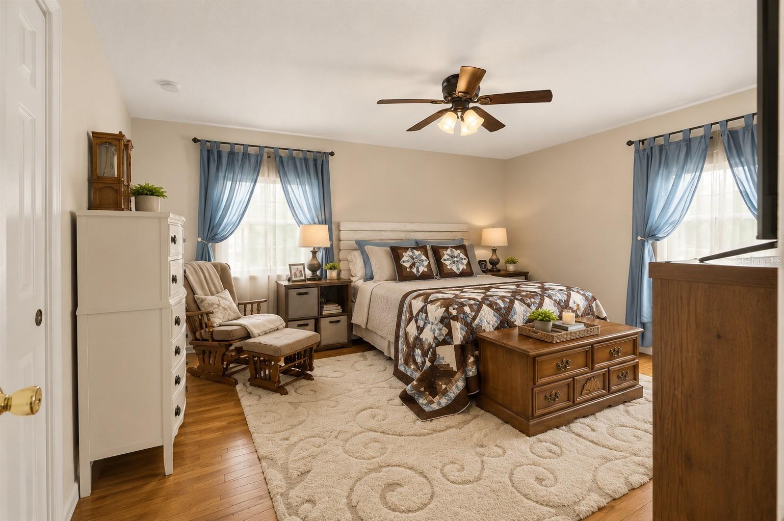 KILLARNEY SHORES - Residential