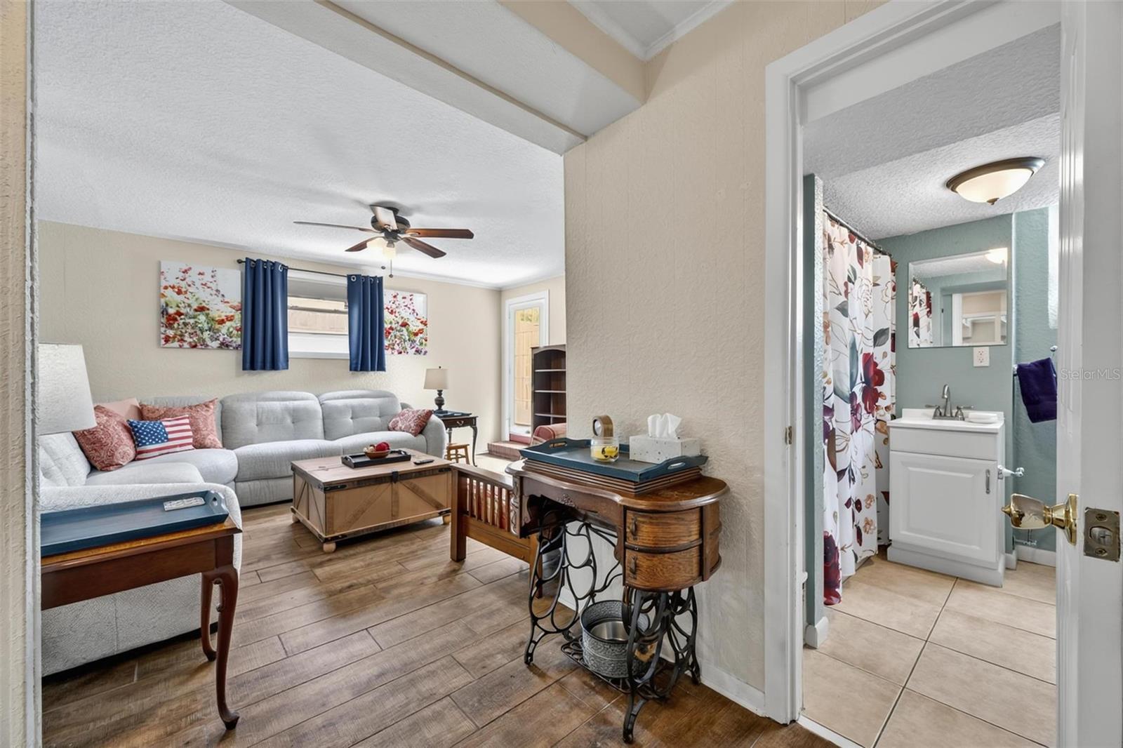 KILLARNEY SHORES - Residential