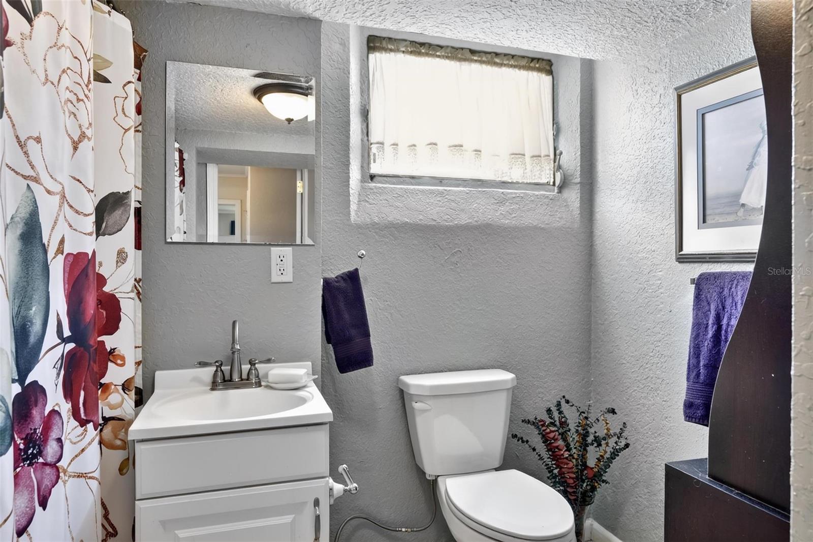 KILLARNEY SHORES - Residential