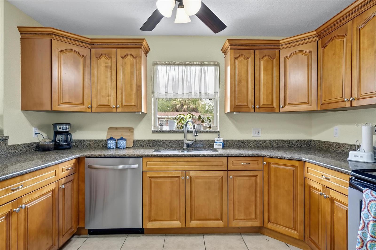 KILLARNEY SHORES - Residential