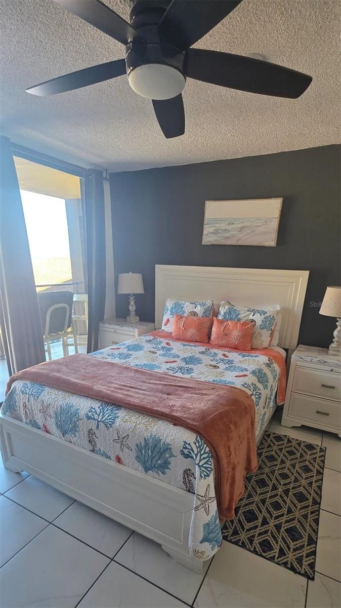 HAWALLAN INN BEACH RESIDENCE - Residential