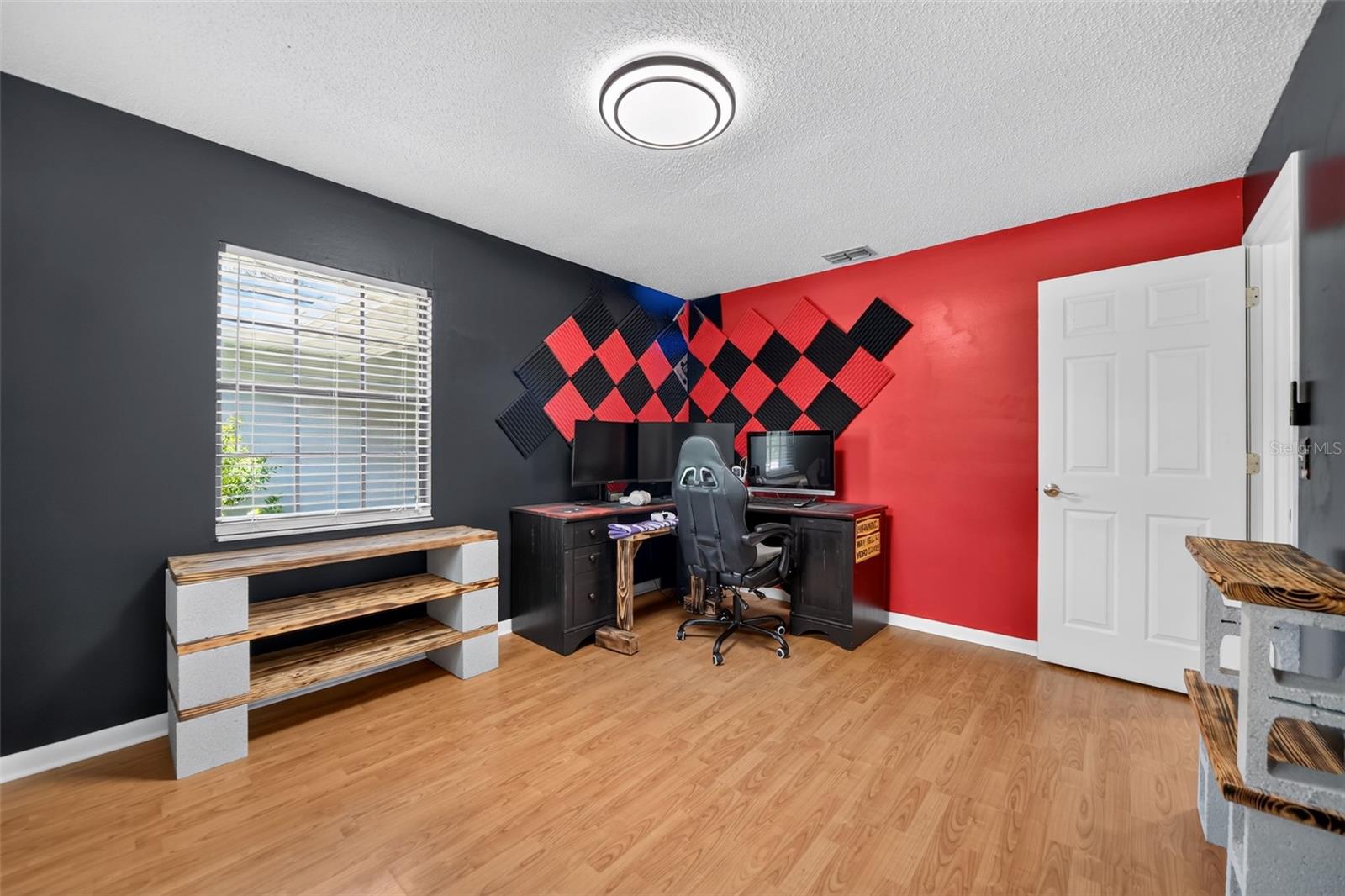 DELTONA LAKE UN 11 - Residential