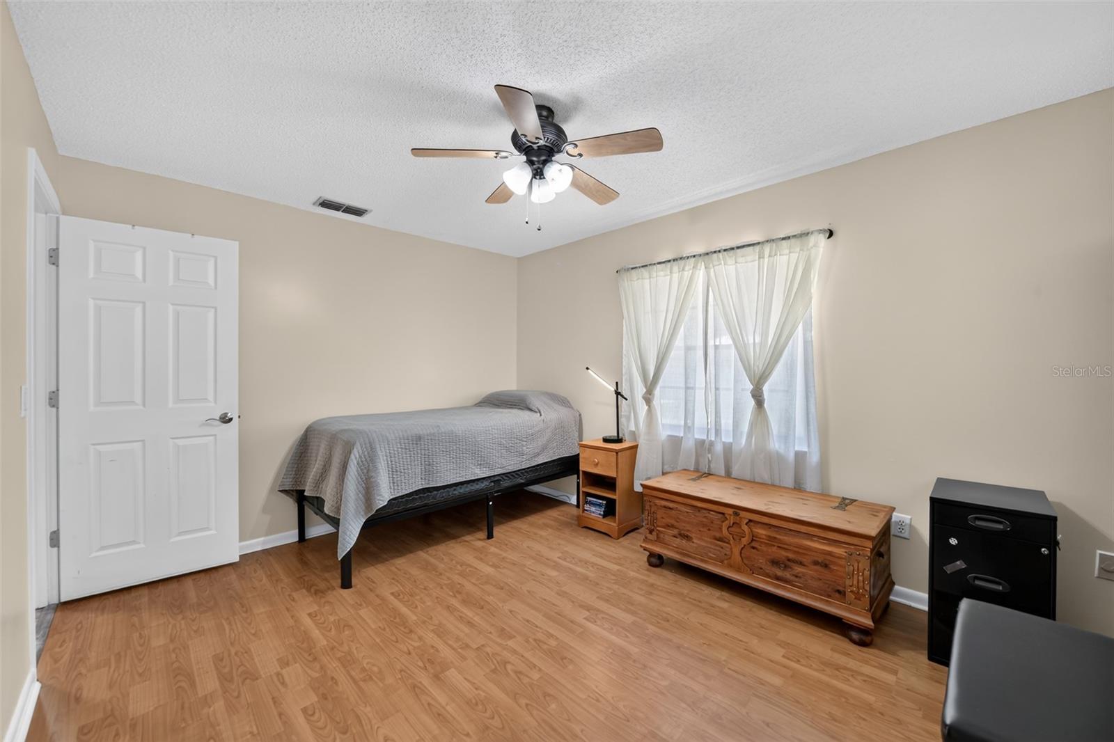 DELTONA LAKE UN 11 - Residential