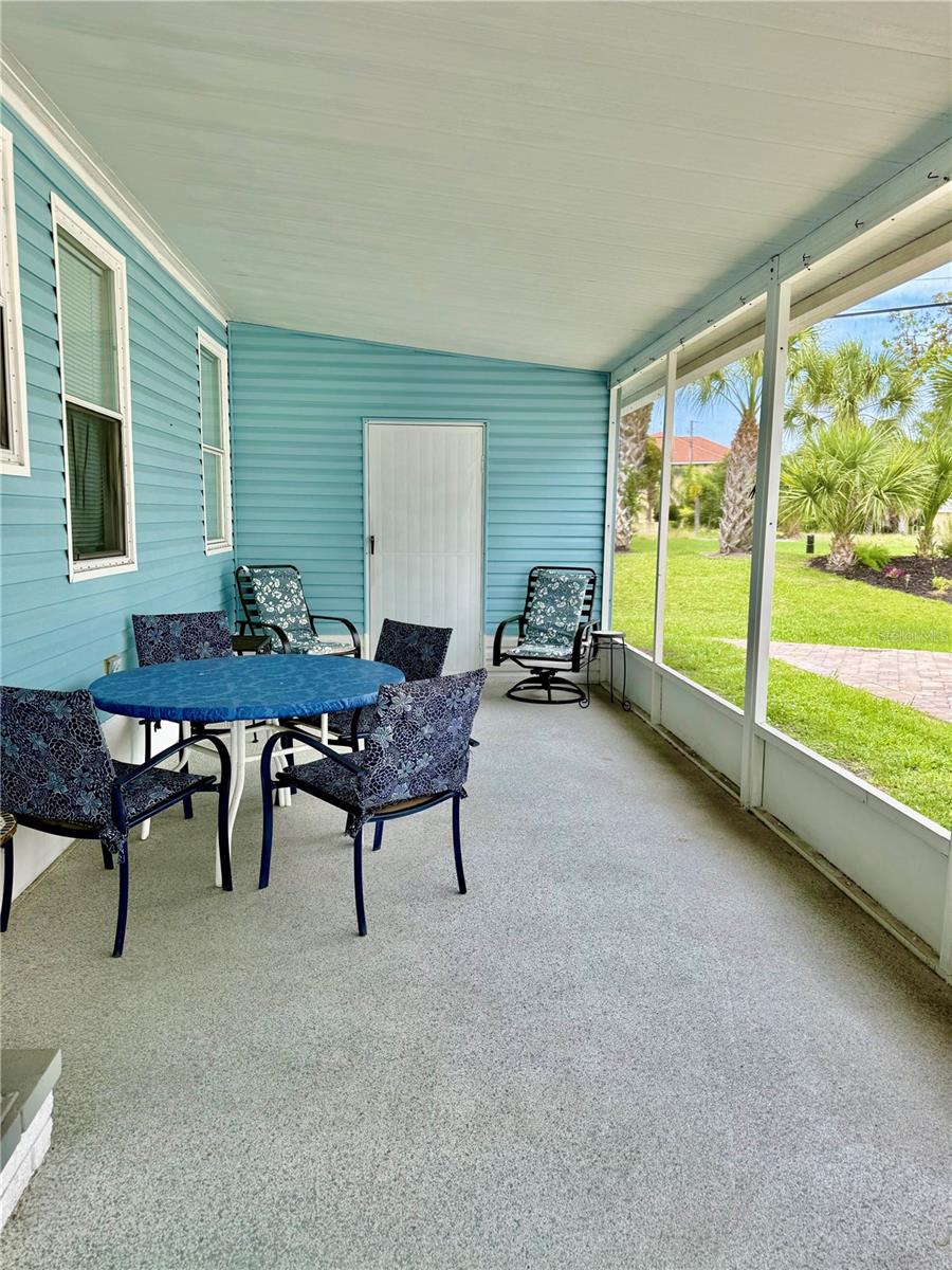 COUNTRY CLUB ESTATES - Residential