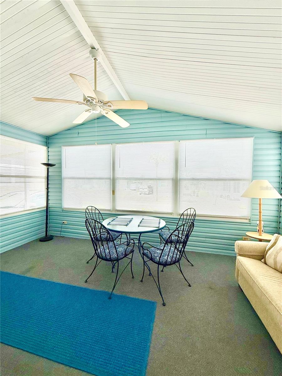 COUNTRY CLUB ESTATES - Residential