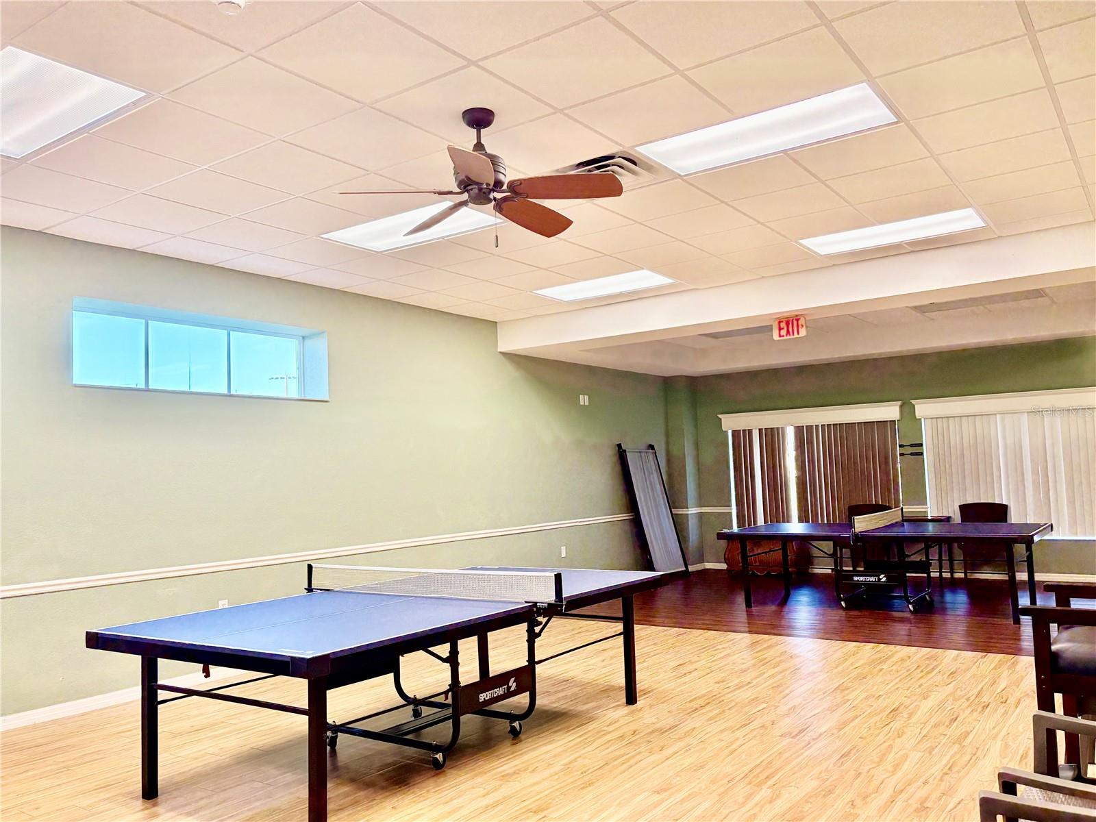 COUNTRY CLUB ESTATES - Residential
