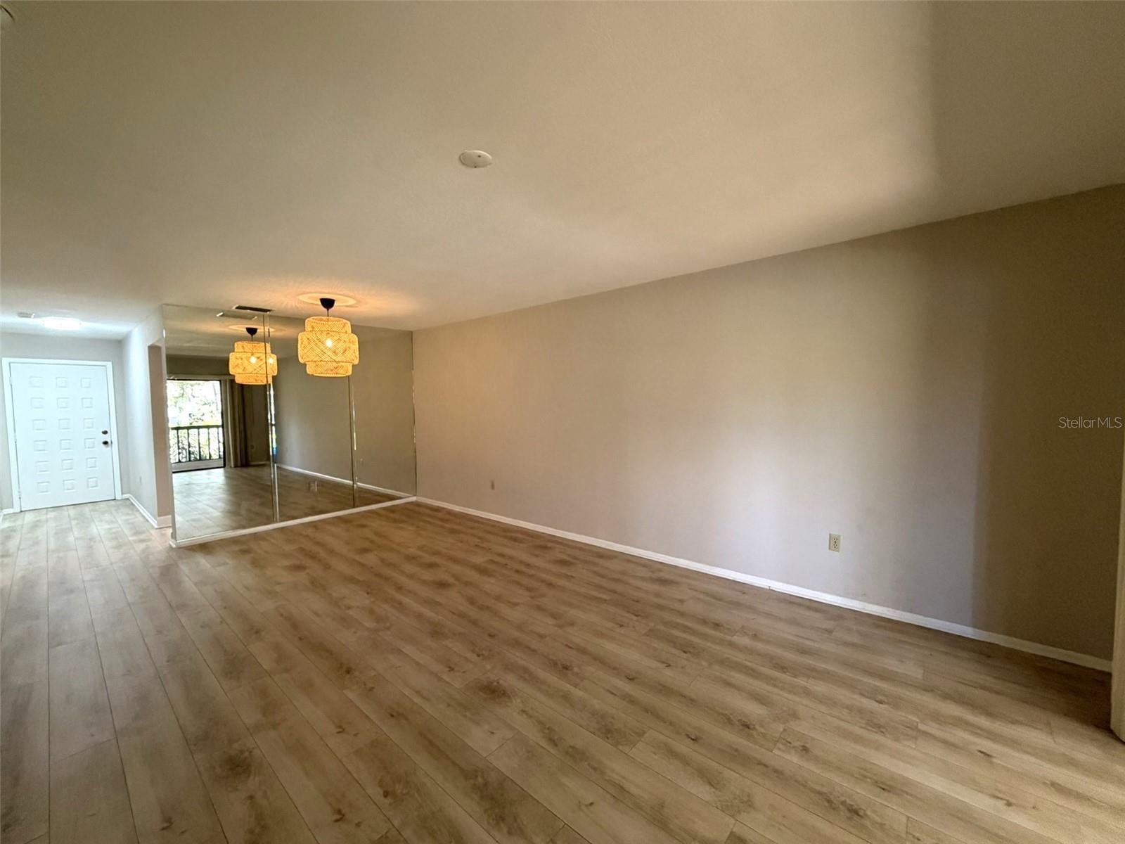 WILLOW LINKS - Residential