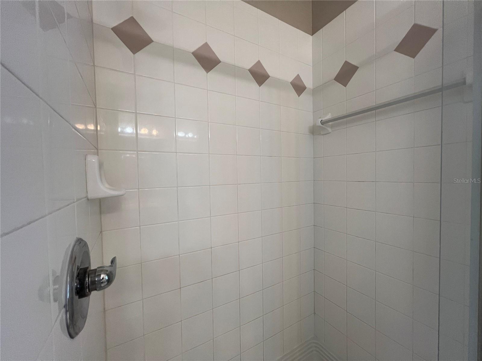 CELEBRATION VILLAGE UNIT 2 - Residential Lease