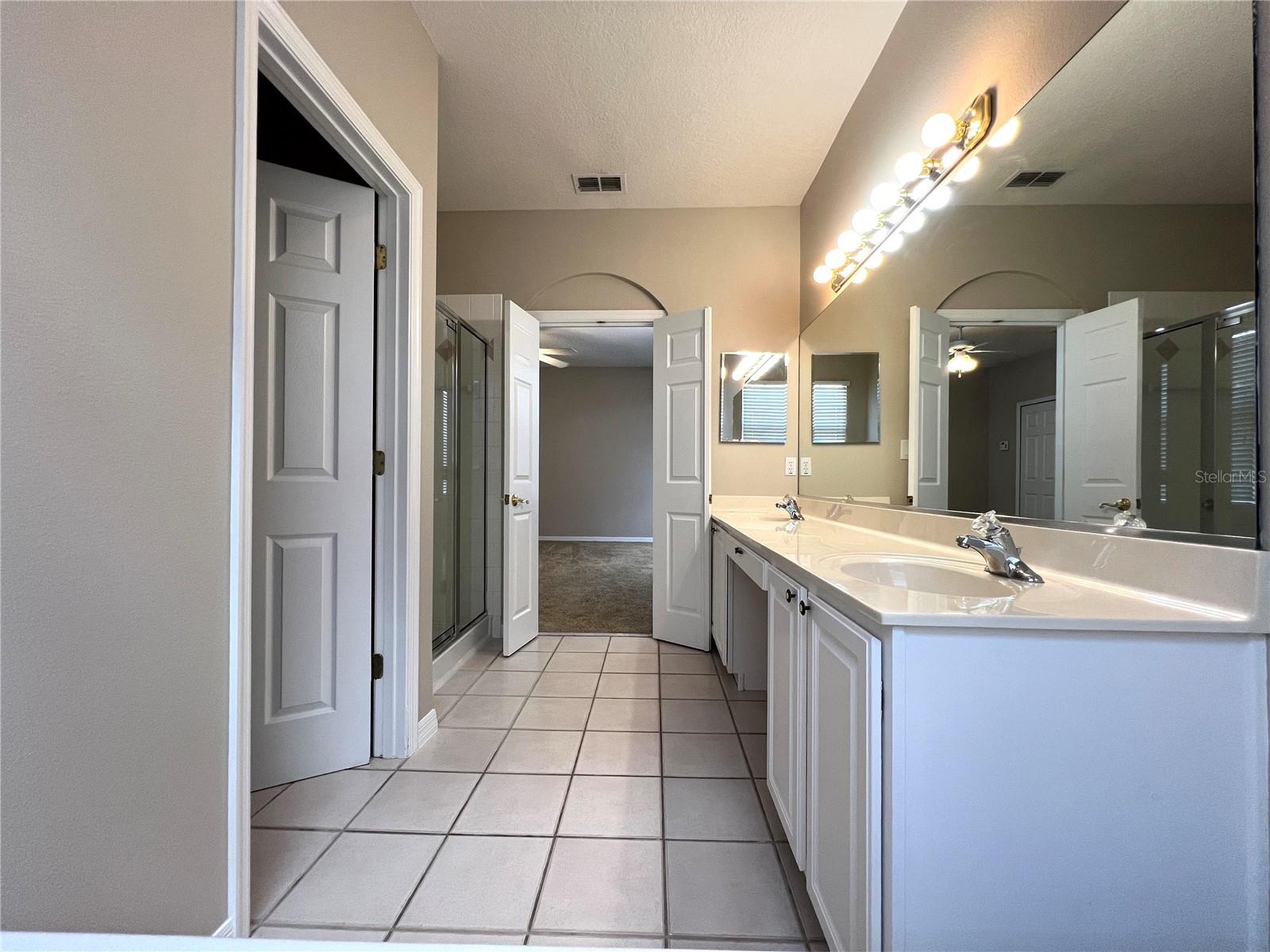 CELEBRATION VILLAGE UNIT 2 - Residential Lease