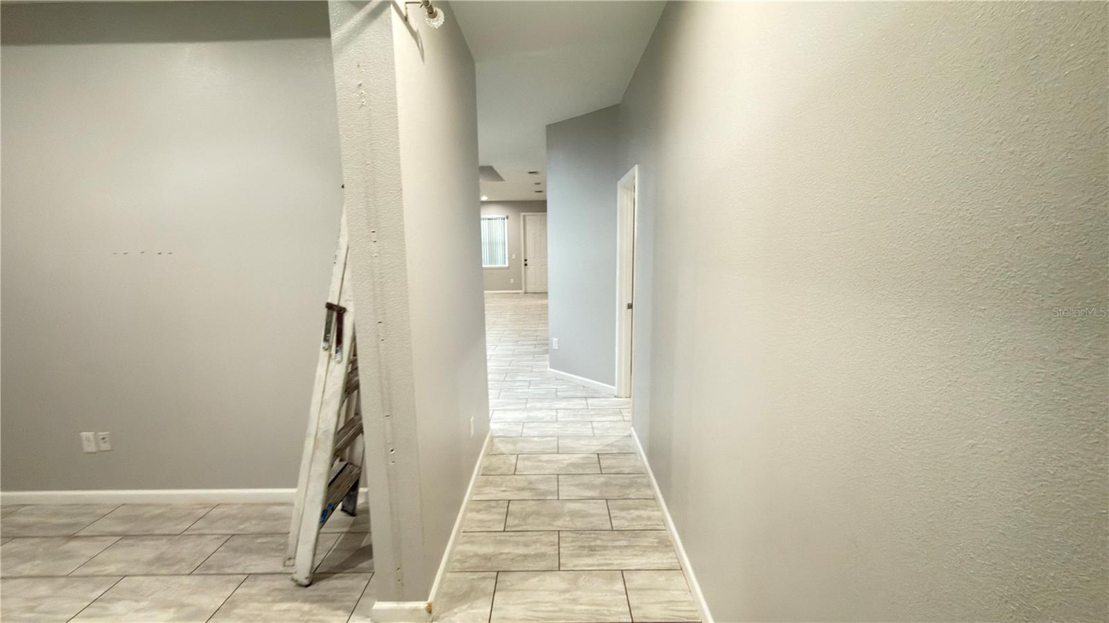 VILLA ST LOUIS - Residential Lease