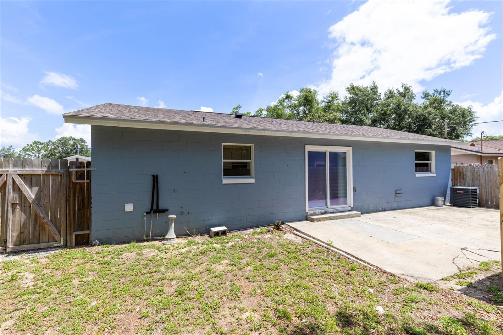 PLYMOUTH HILLS - Residential