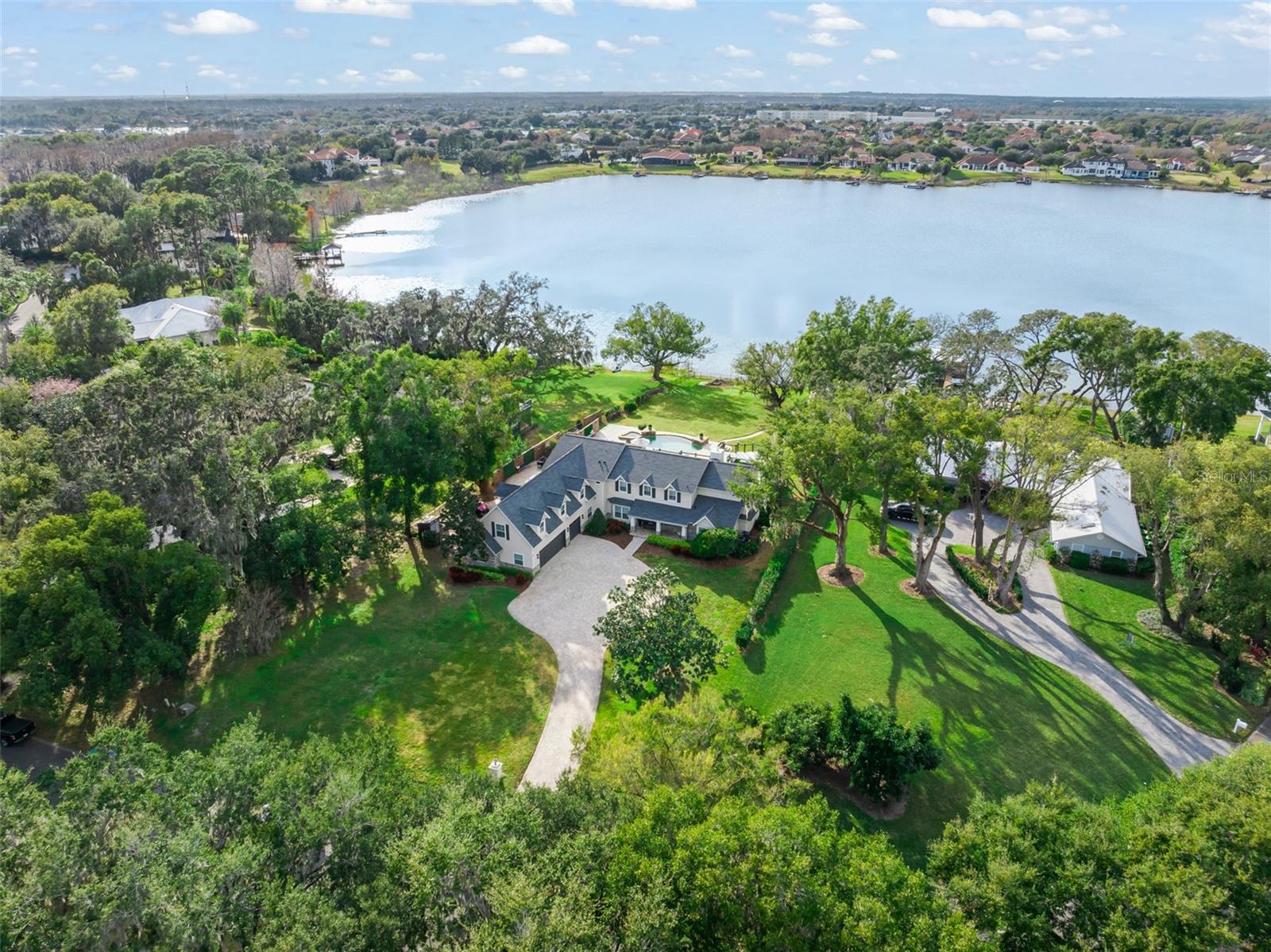 KELSO ON LAKE BUTLER - Residential