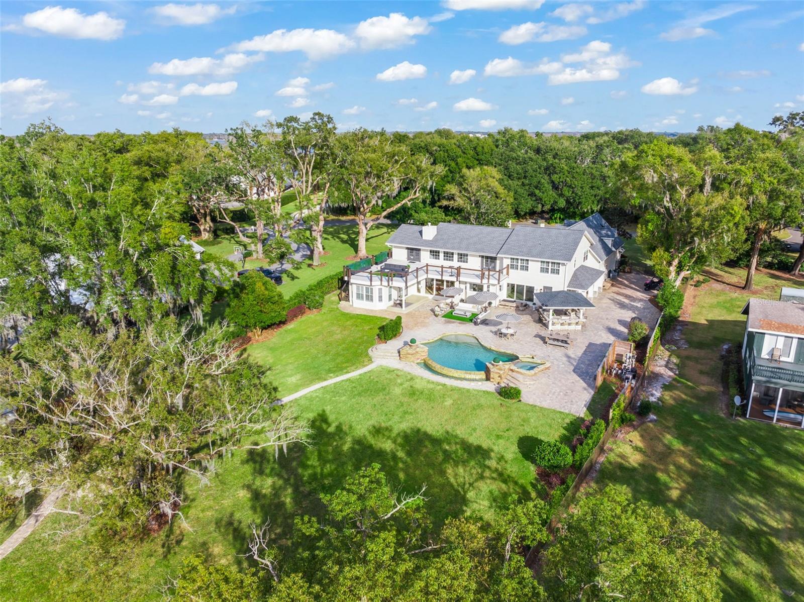 KELSO ON LAKE BUTLER - Residential