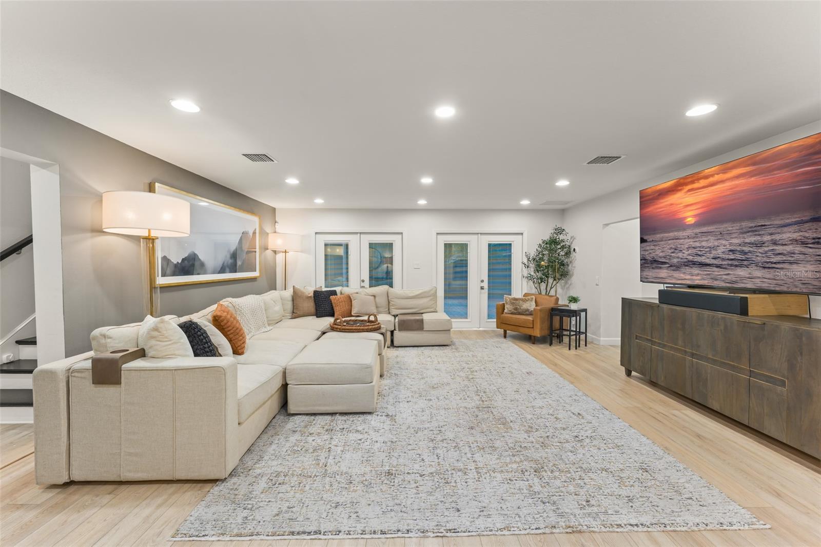 KELSO ON LAKE BUTLER - Residential