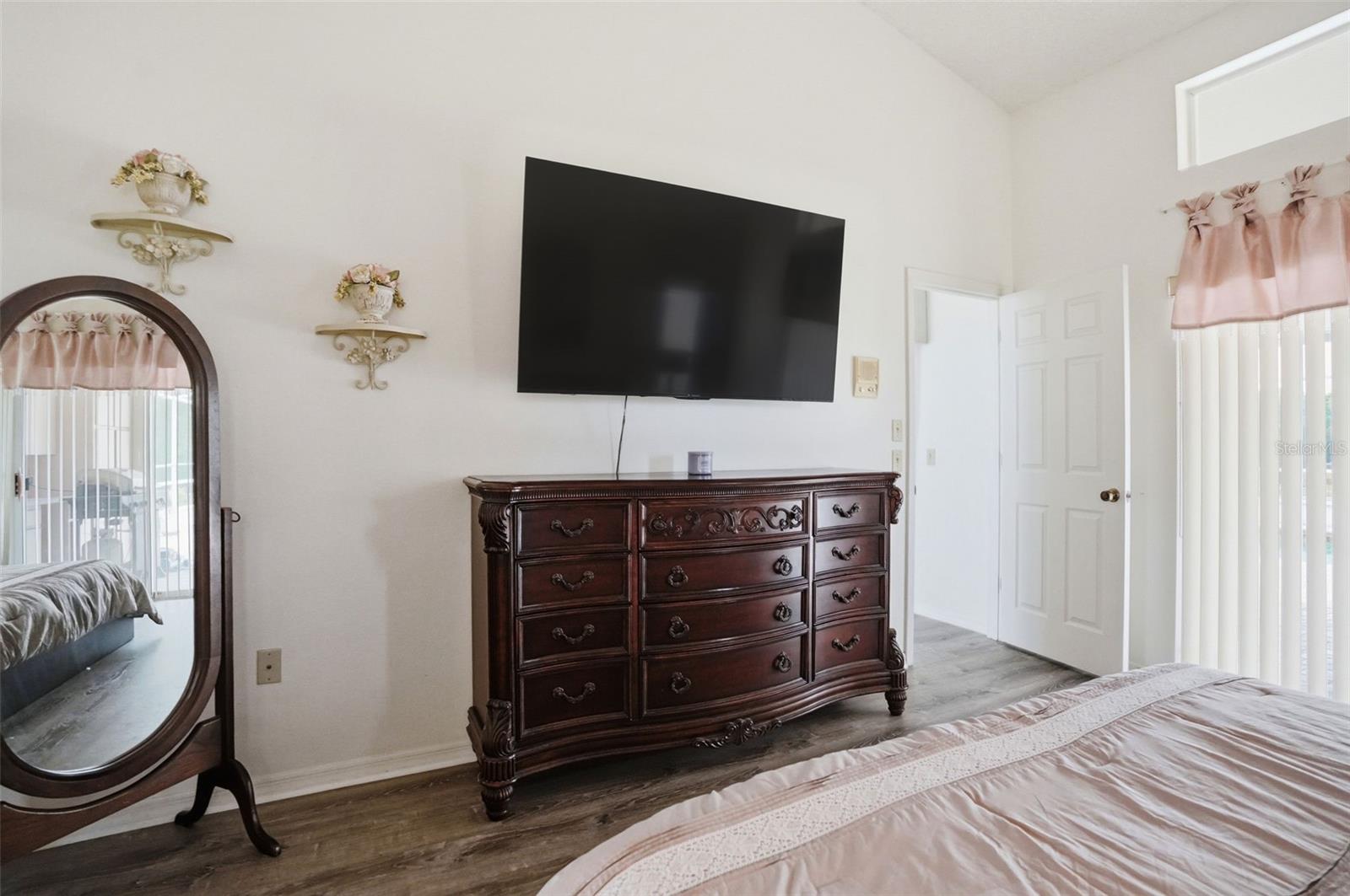 PRISTINE PLACE PH 1 - Residential