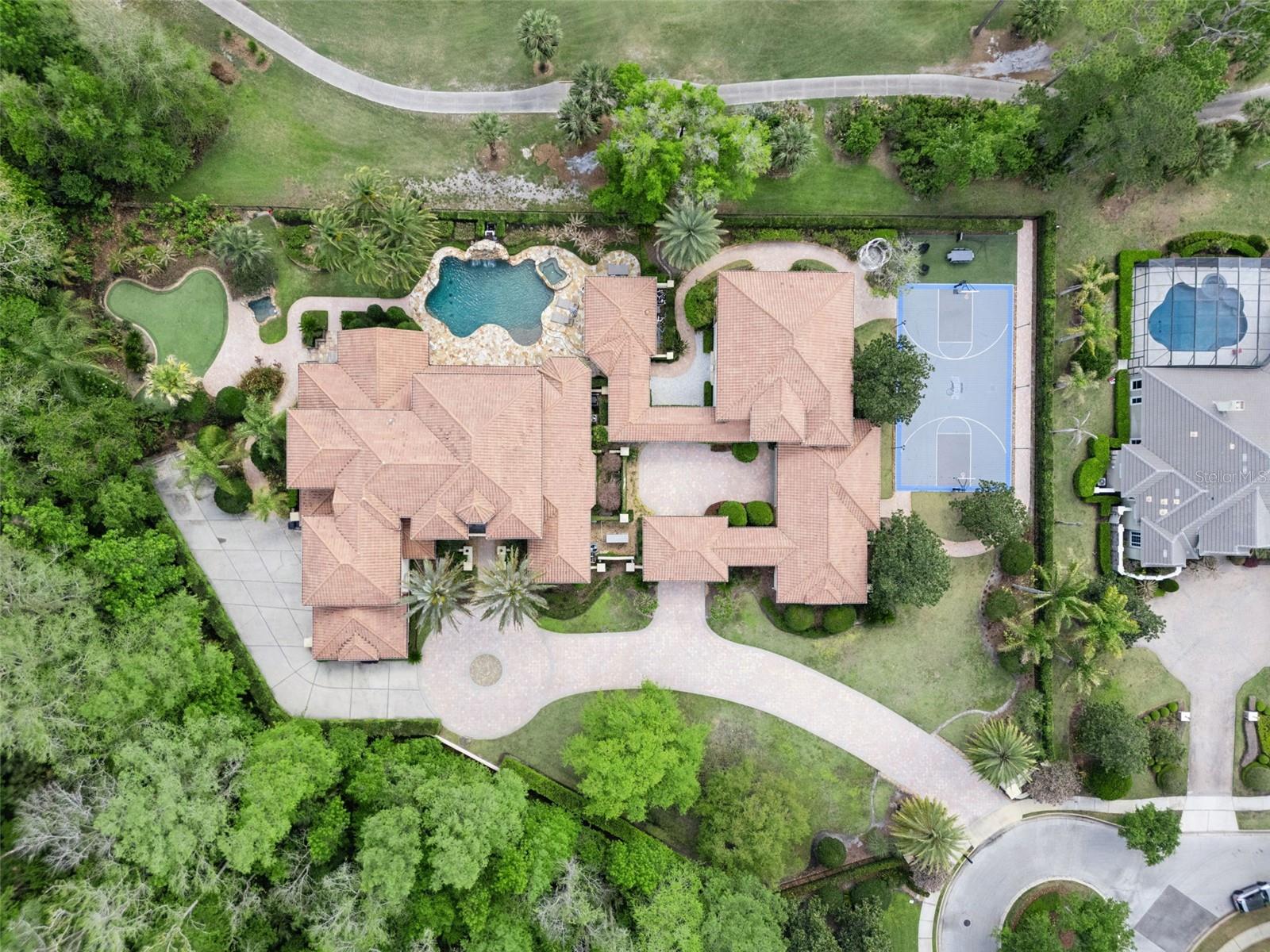 ALAQUA LAKES - Residential