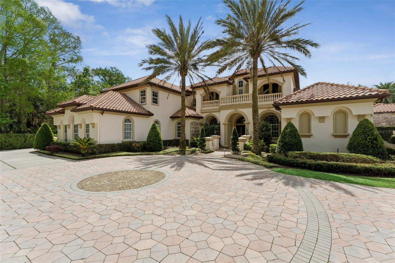 ALAQUA LAKES - Residential