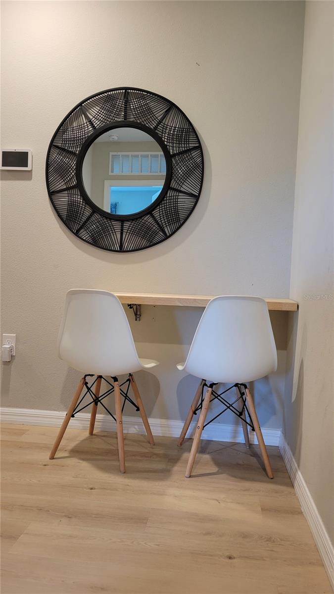 PROMENADE EAST - Residential Lease