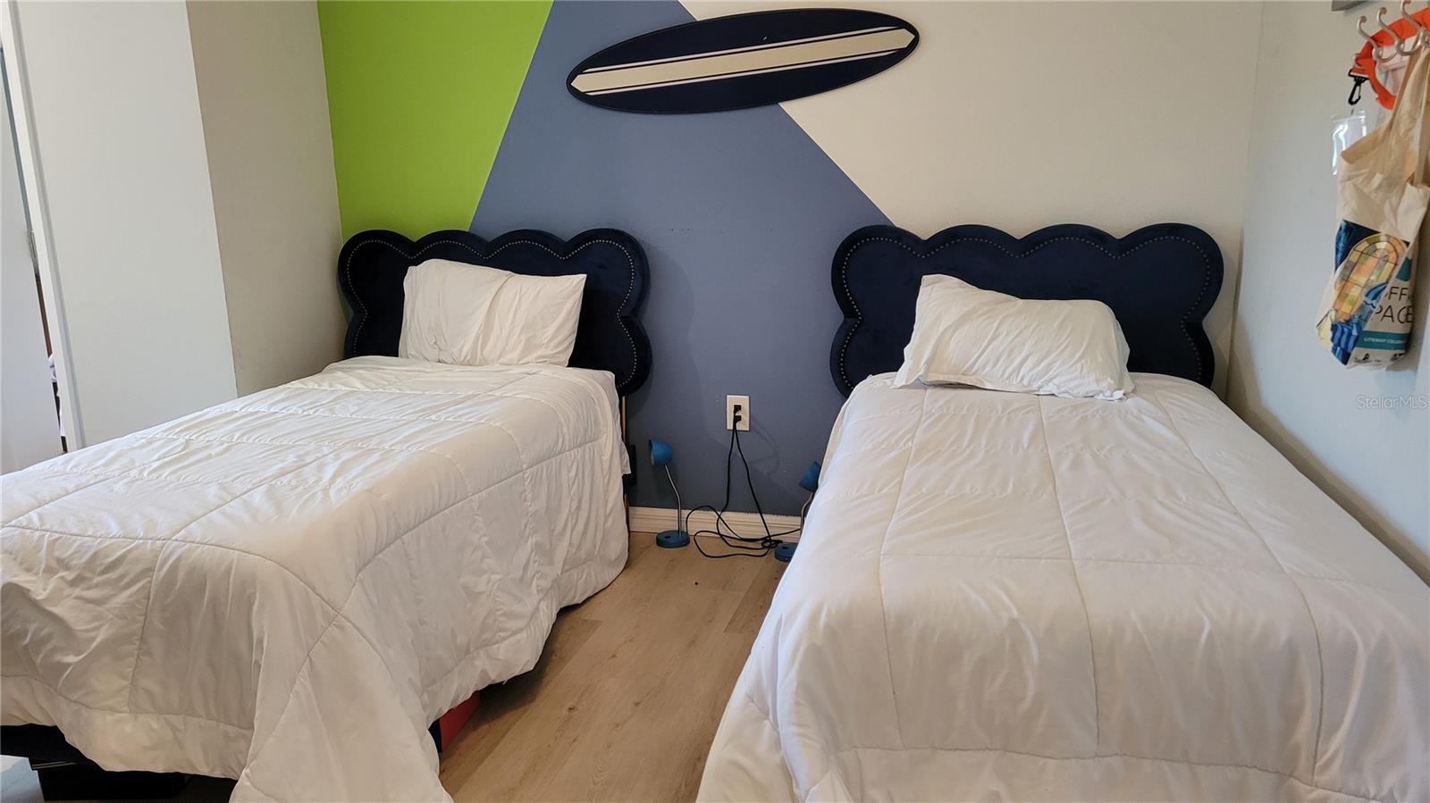 PROMENADE EAST - Residential Lease